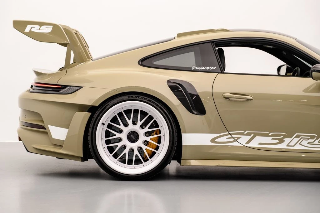 2024 Porsche 992 GT3 RS - Image 15 of 31