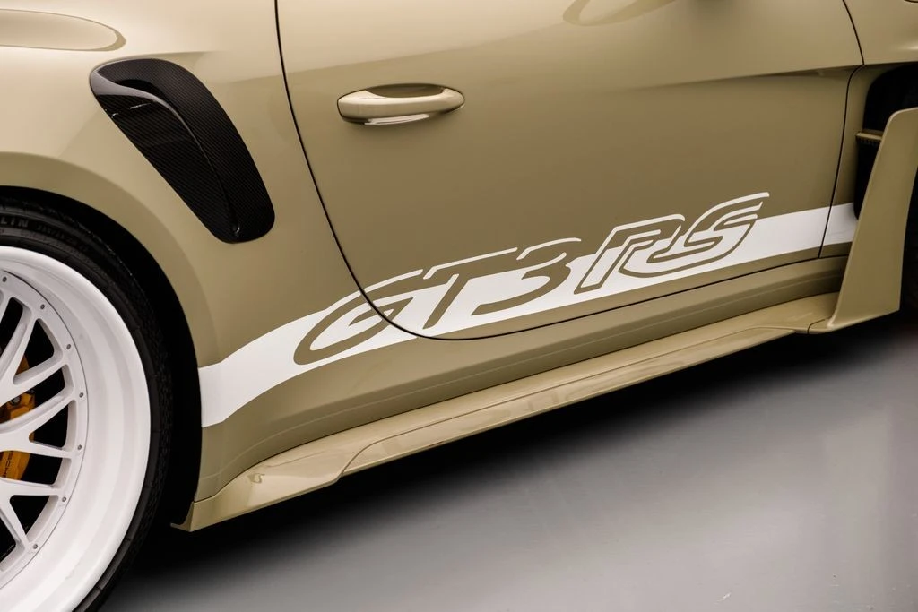2024 Porsche 992 GT3 RS - Image 17 of 31