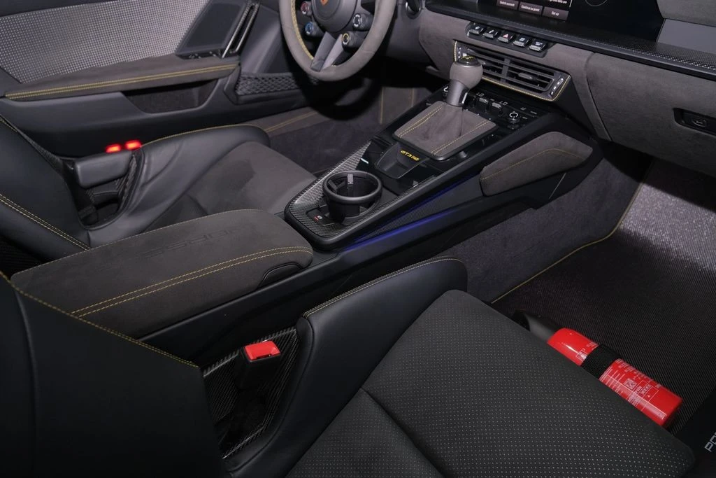 2024 Porsche 992 GT3 RS - Image 24 of 31