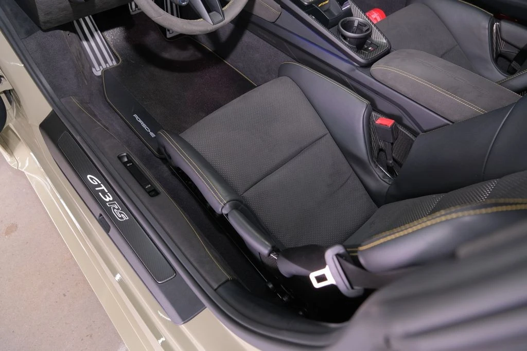 2024 Porsche 992 GT3 RS - Image 19 of 31