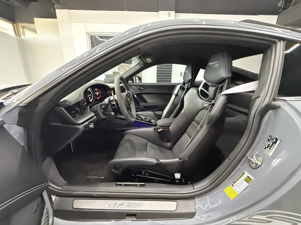 2024 Porsche 992 GT3 RS - Image 16 of 21