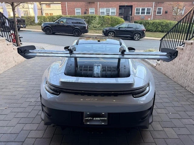2024 Porsche 992 GT3 RS - Image 8 of 19