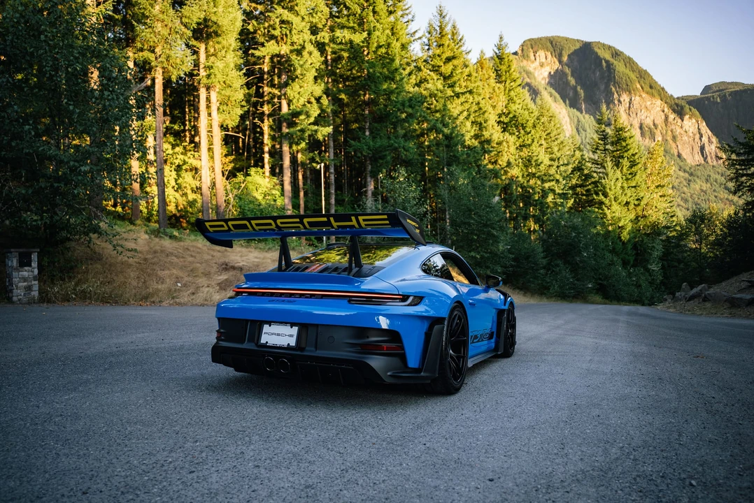 2024 Porsche 992 GT3 RS - Image 18 of 31