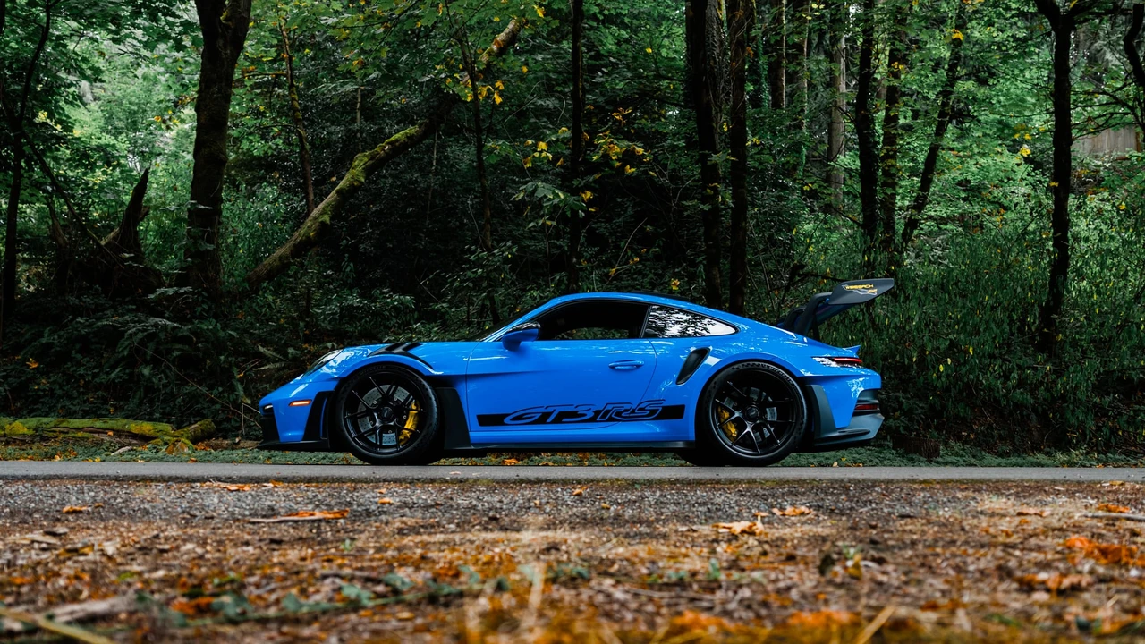 2024 Porsche 992 GT3 RS - Image 12 of 31