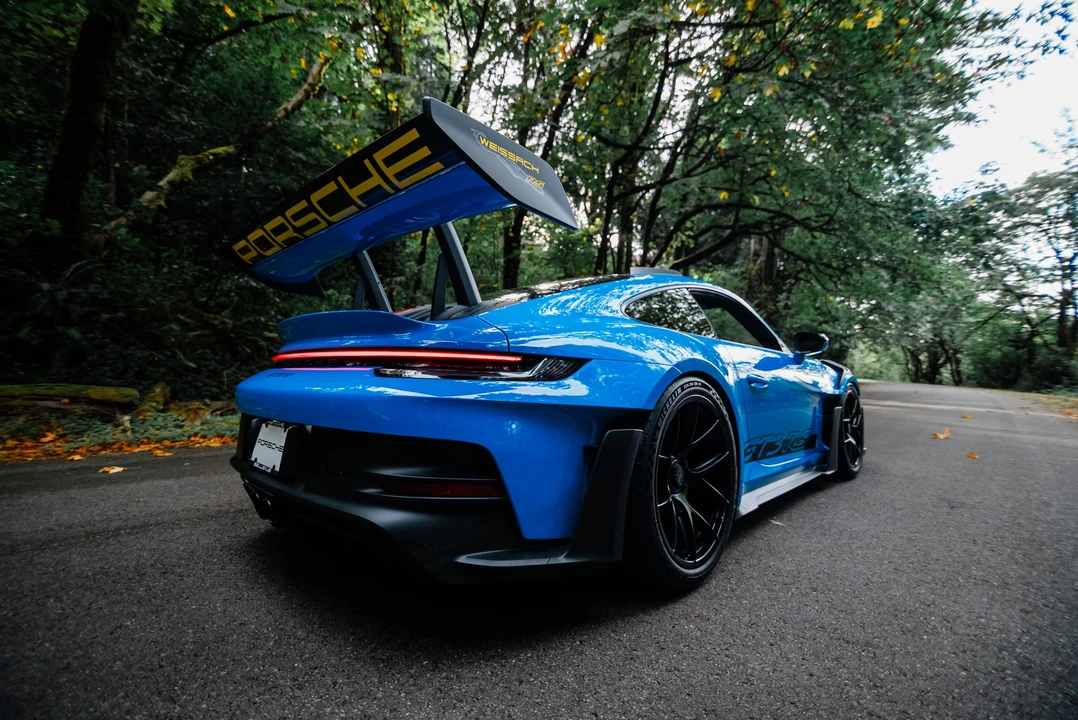2024 Porsche 992 GT3 RS - Image 8 of 31
