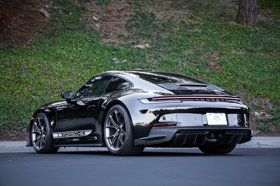 2024 Porsche 992 GT3 - Image 8 of 21
