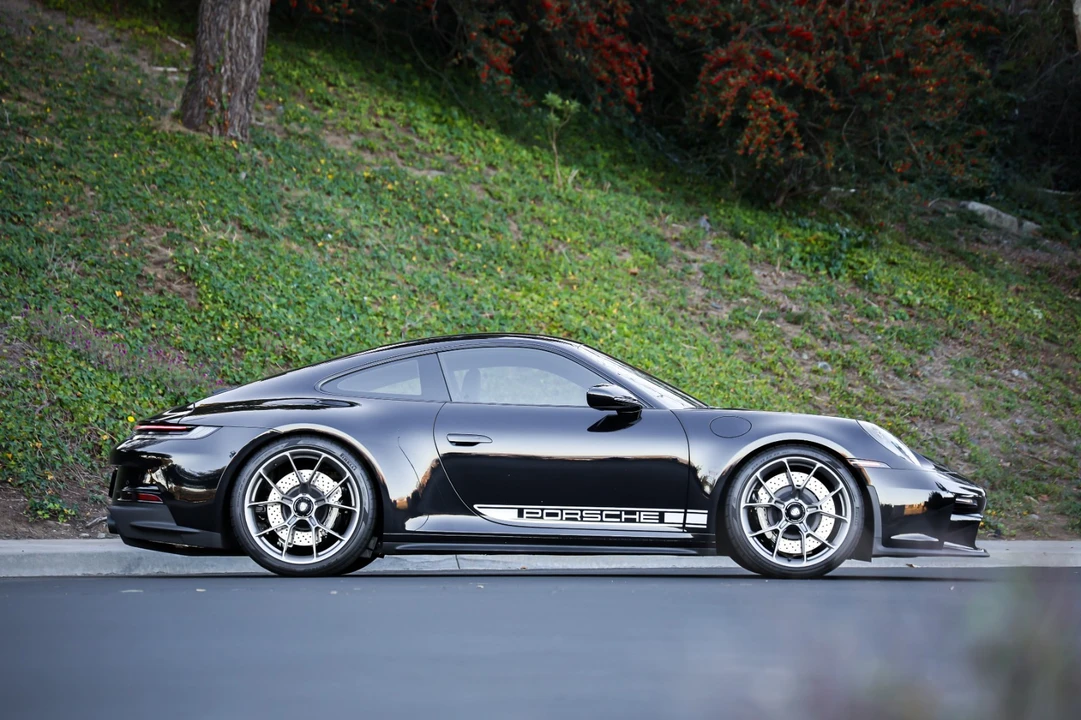 2024 Porsche 992 GT3 - Image 5 of 21