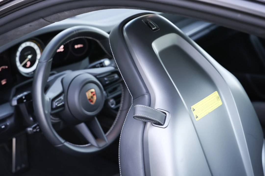 2024 Porsche 992 GT3 - Image 18 of 21
