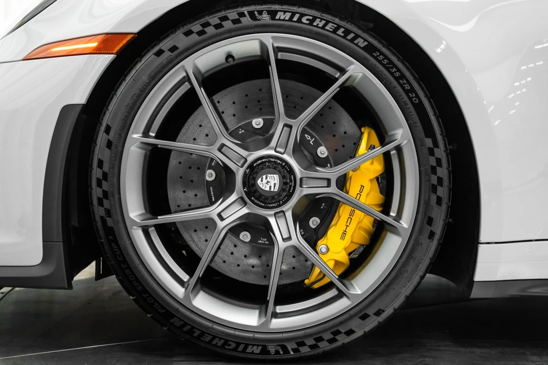 2024 Porsche 992 GT3 - Image 10 of 21