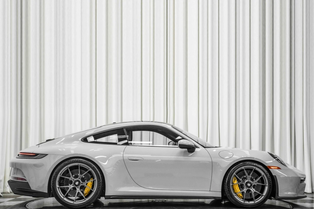2024 Porsche 992 GT3 - Image 2 of 21