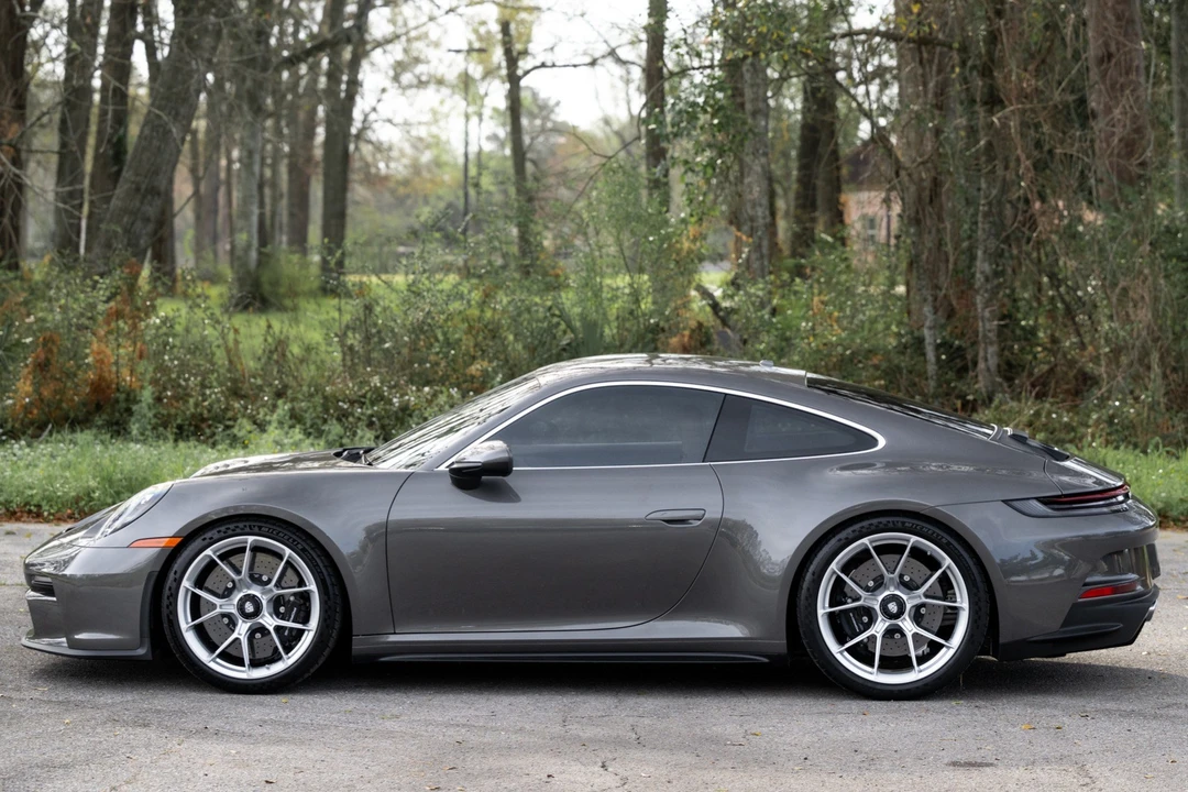2024 Porsche 992 GT3 - Image 3 of 8