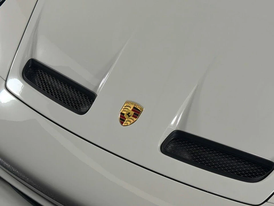 2024 Porsche 992 GT3 Touring - Image 11 of 31
