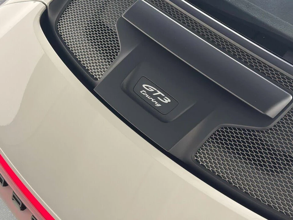 2024 Porsche 992 GT3 Touring - Image 18 of 31