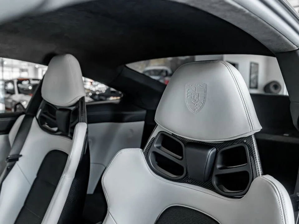 2024 Porsche 992 GT3 Touring - Image 15 of 31