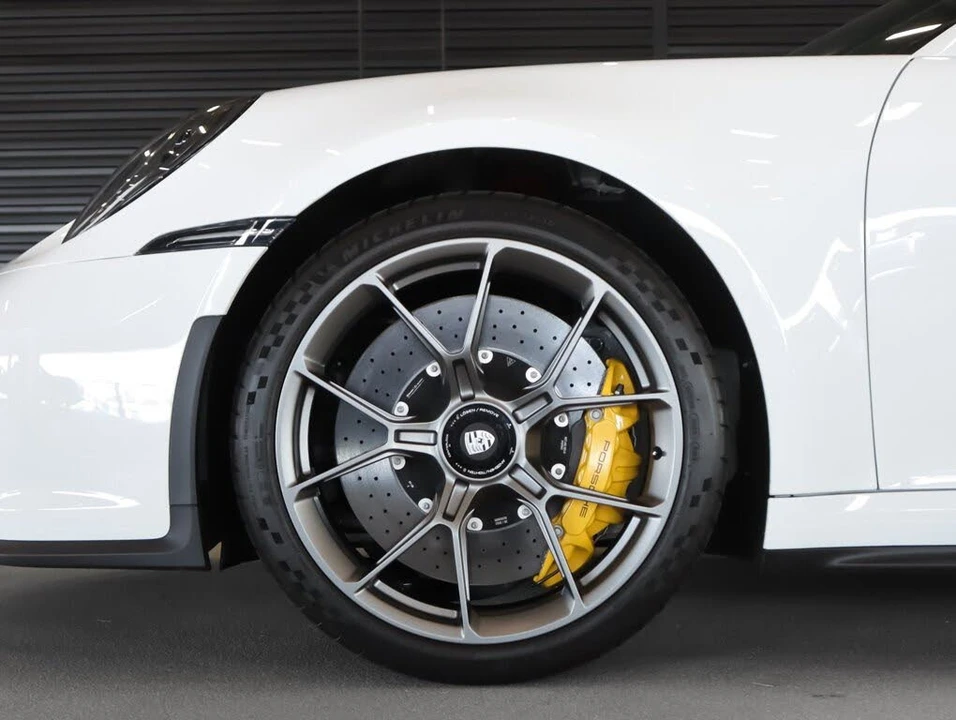 2024 Porsche 992 GT3 Touring - Image 25 of 30
