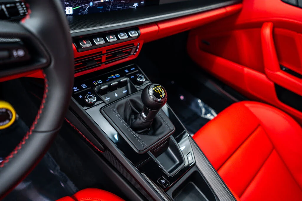 2024 Porsche 992 GT3 Touring - Image 17 of 30