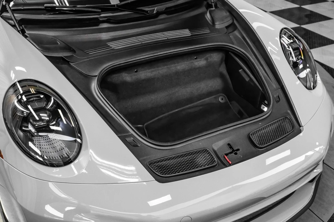 2024 Porsche 992 GT3 - Image 17 of 21