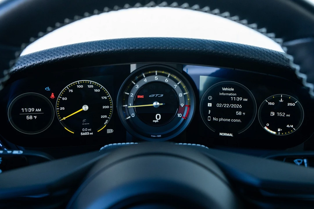 2024 Porsche 992 GT3 - Image 11 of 21