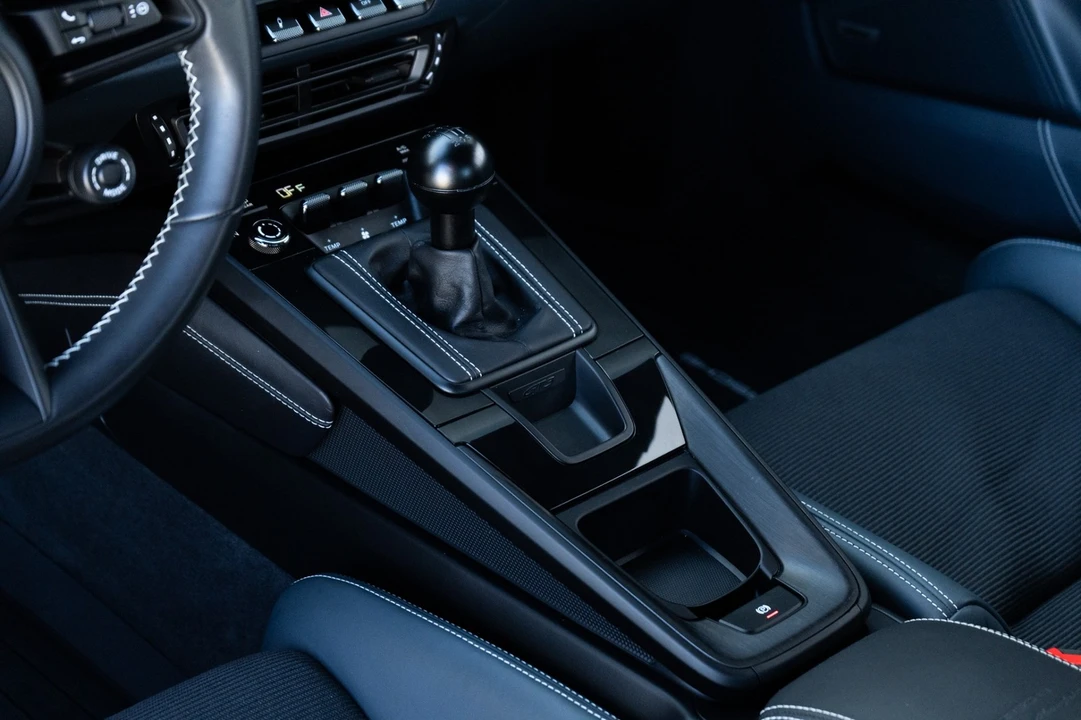 2024 Porsche 992 GT3 - Image 20 of 21