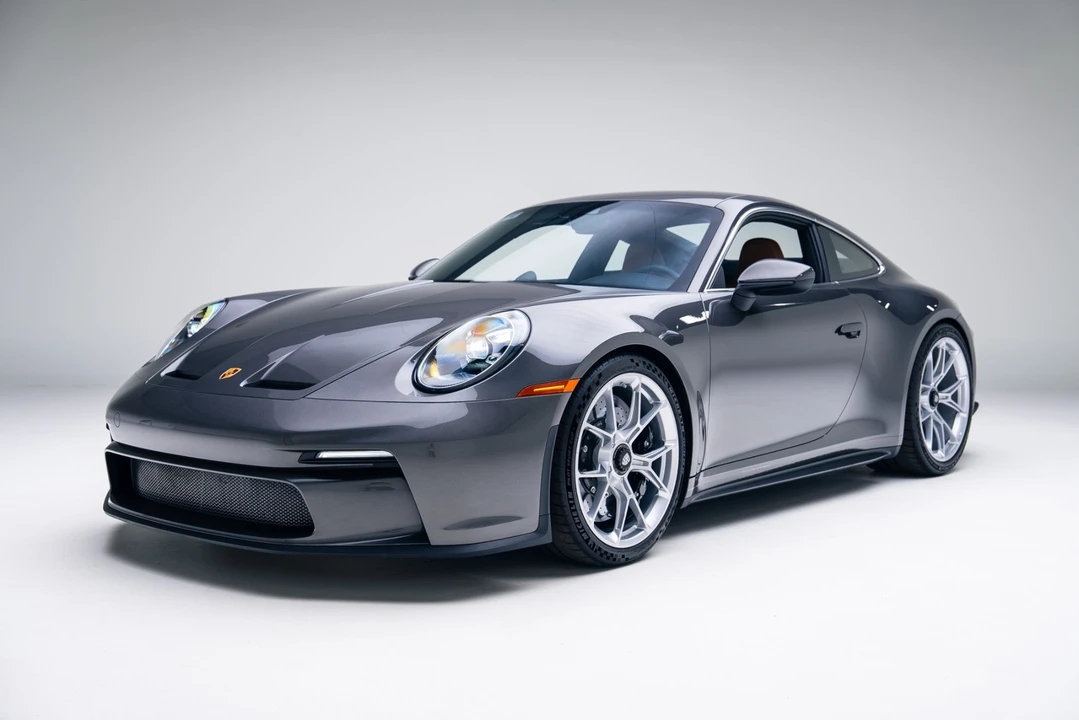 2024 Porsche 992 GT3 - Image 2 of 21