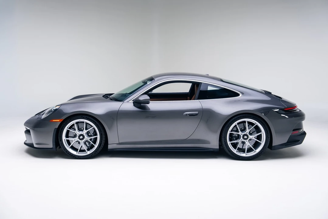 2024 Porsche 992 GT3 - Image 10 of 21