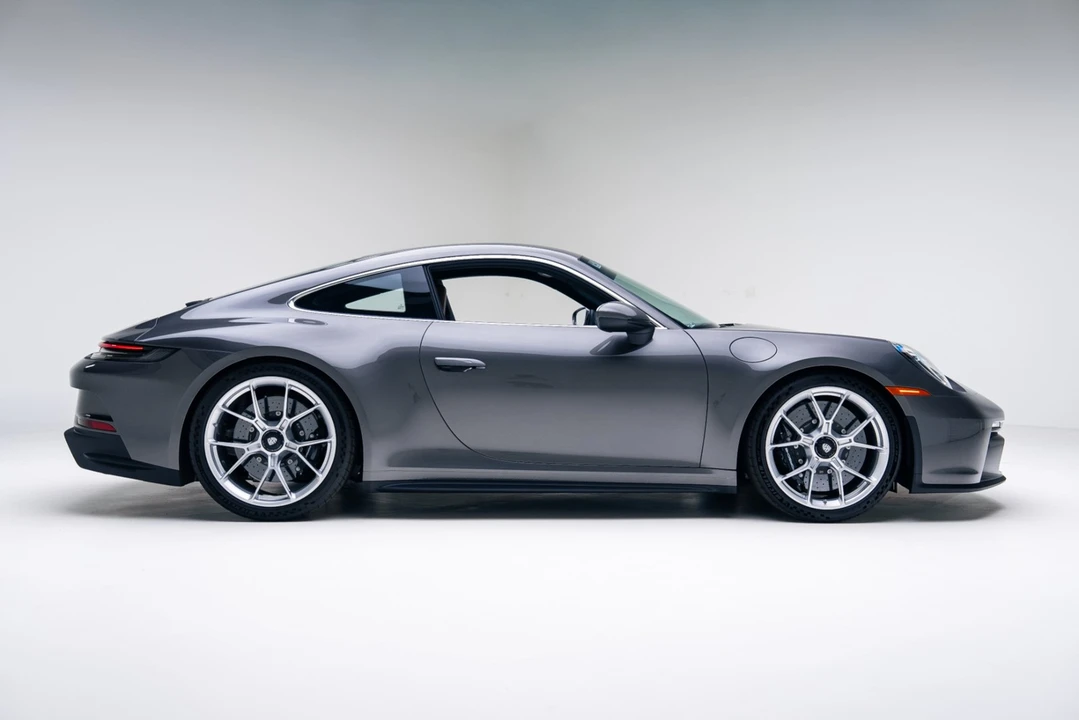 2024 Porsche 992 GT3 - Image 15 of 21