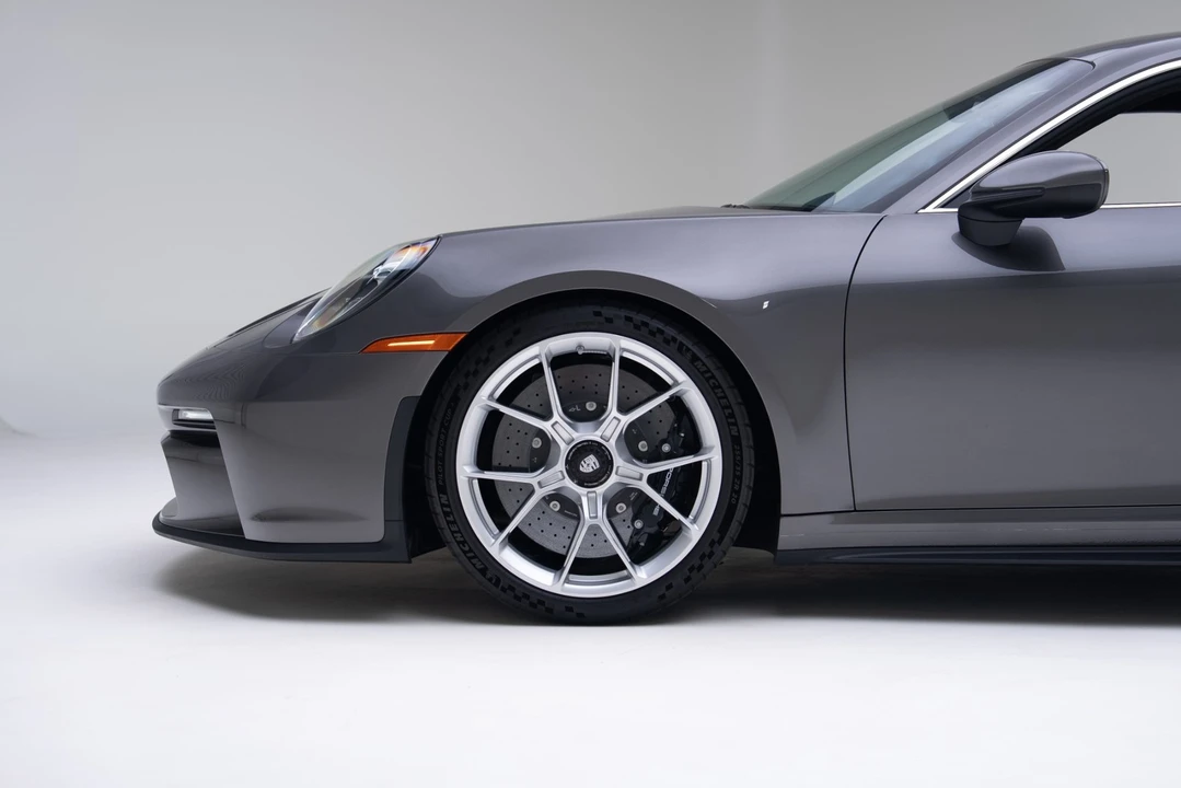 2024 Porsche 992 GT3 - Image 11 of 21