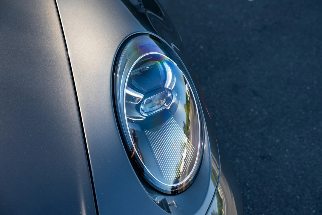 2024 Porsche 992 GT3 - Image 17 of 21