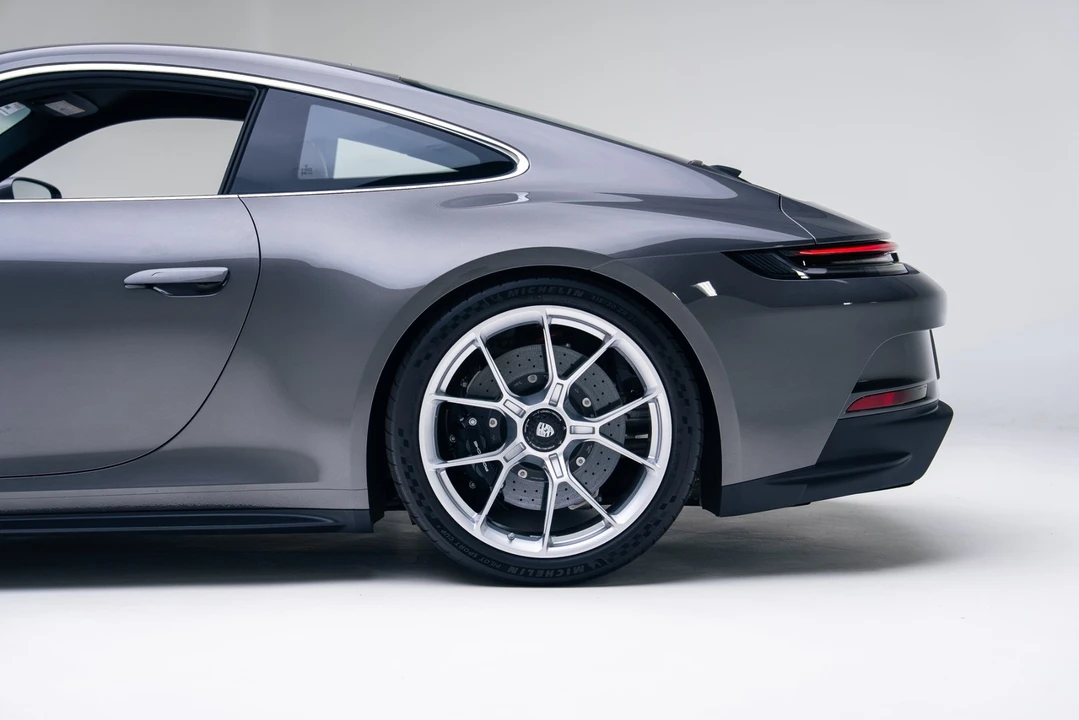 2024 Porsche 992 GT3 - Image 12 of 21