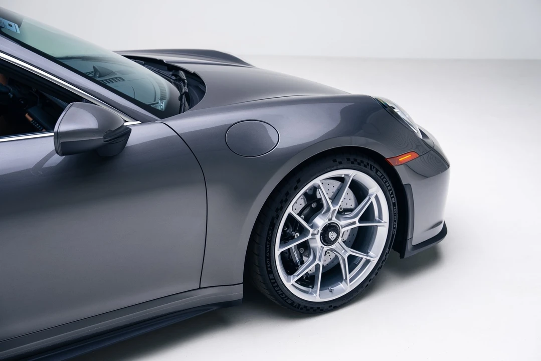 2024 Porsche 992 GT3 - Image 19 of 21