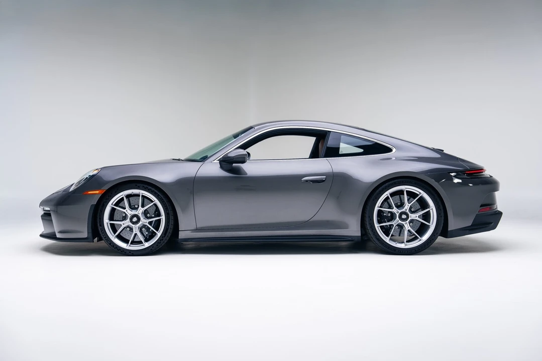 2024 Porsche 992 GT3 - Image 9 of 21