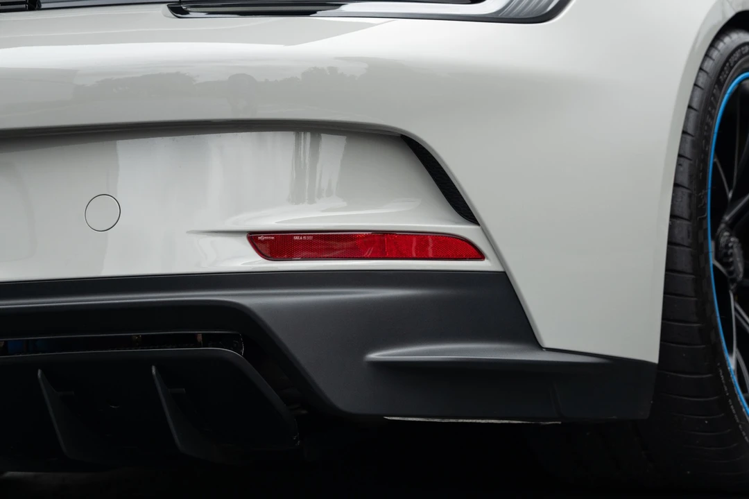 2024 Porsche 992 GT3 - Image 18 of 21