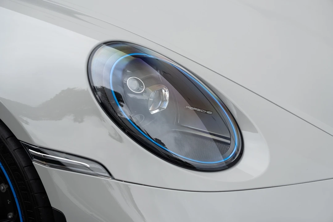 2024 Porsche 992 GT3 - Image 11 of 21