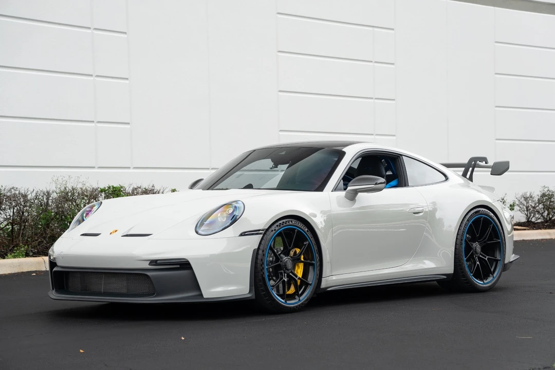 2024 Porsche 992 GT3 - Image 24 of 31