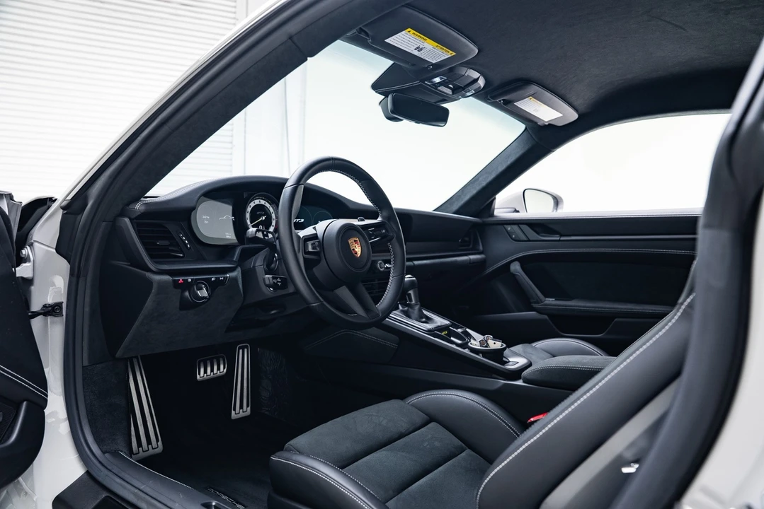 2024 Porsche 992 GT3 - Image 2 of 21