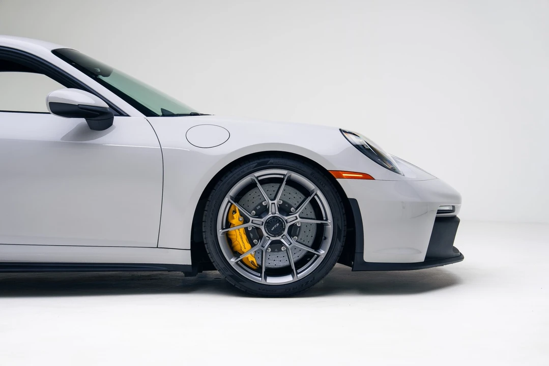 2024 Porsche 992 GT3 - Image 19 of 21
