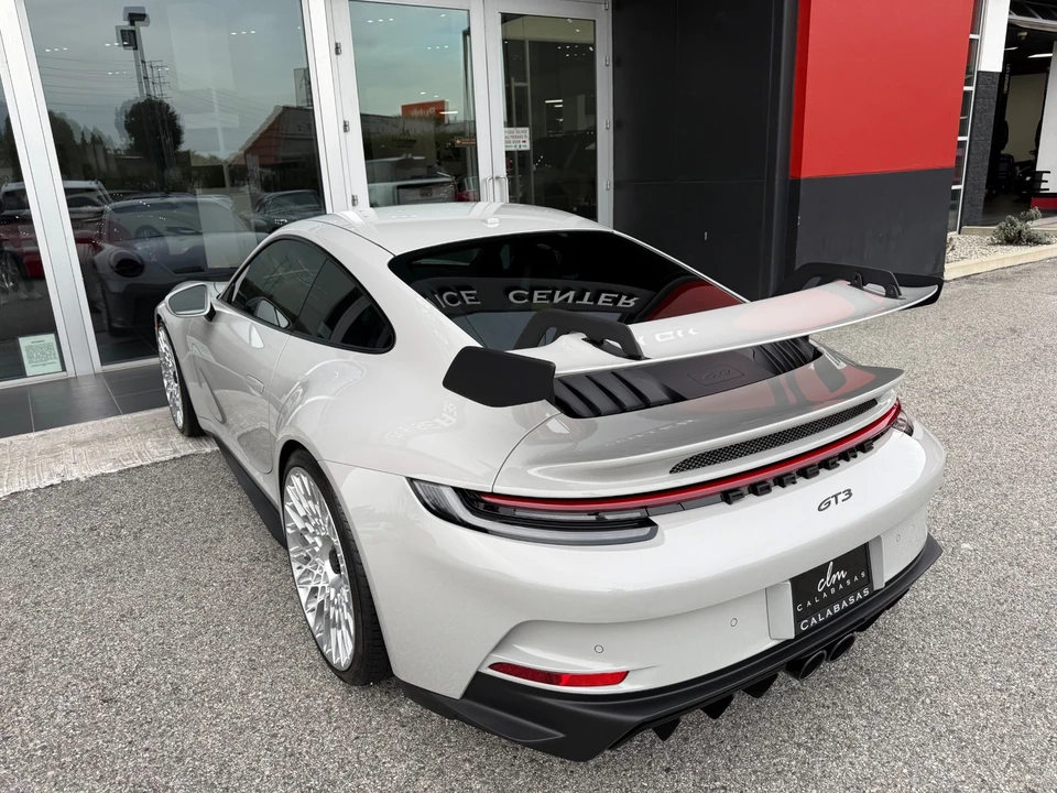 2024 Porsche 992 GT3 - Image 20 of 21
