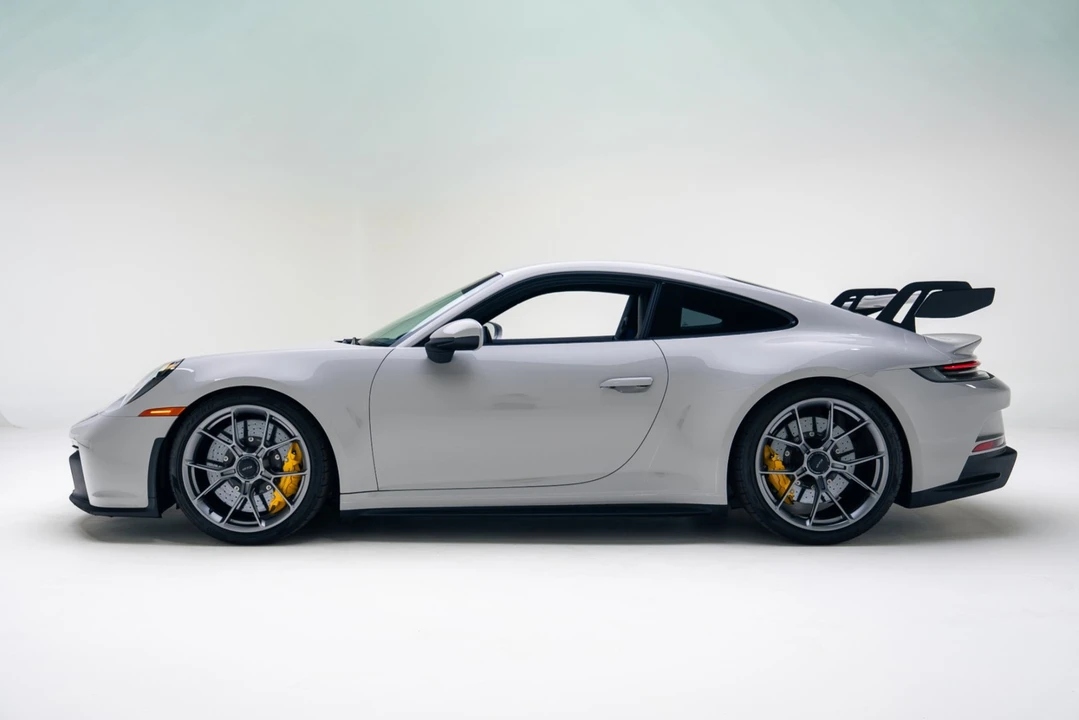 2024 Porsche 992 GT3 - Image 12 of 21