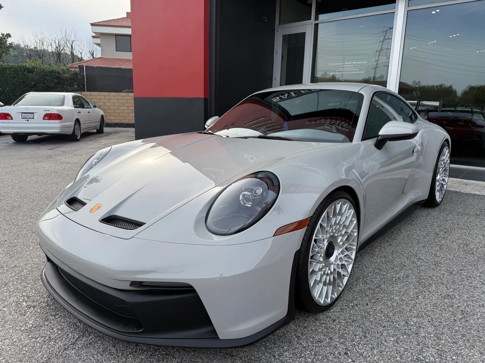 2024 Porsche 992 GT3 - Image 15 of 21