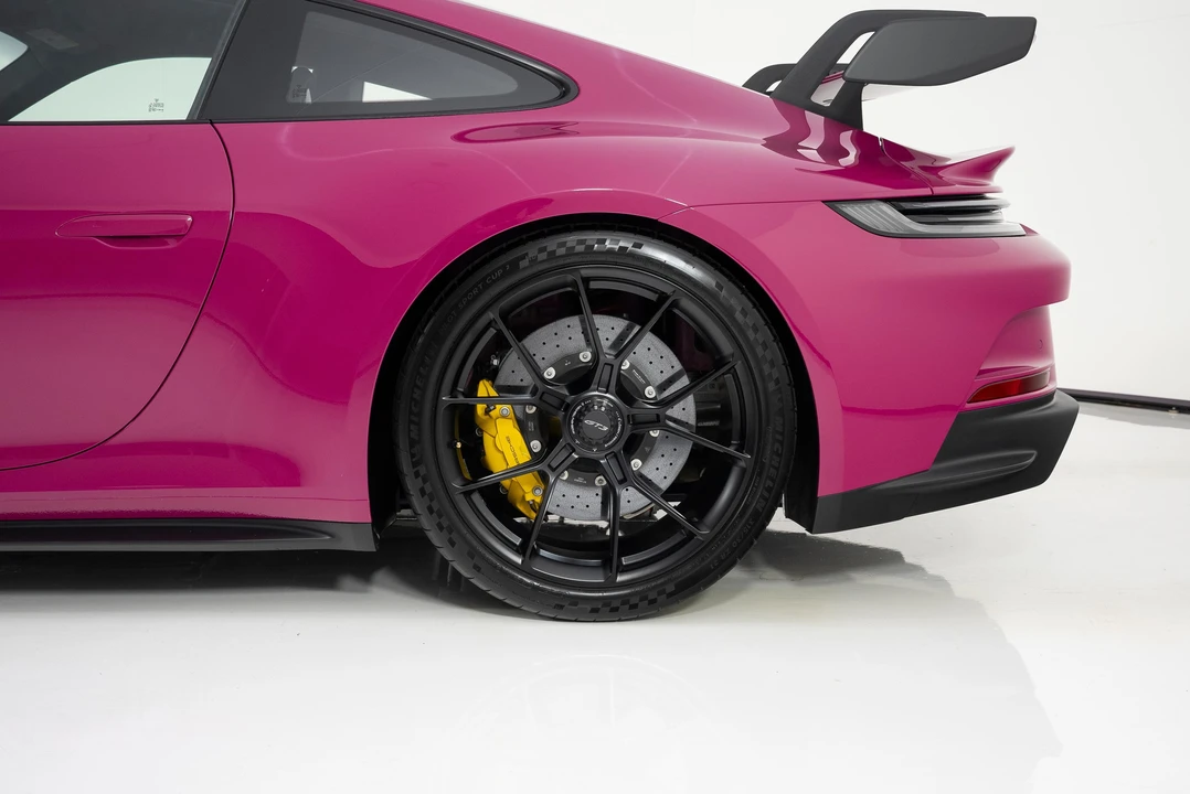 2024 Porsche 992 GT3 - Image 14 of 31