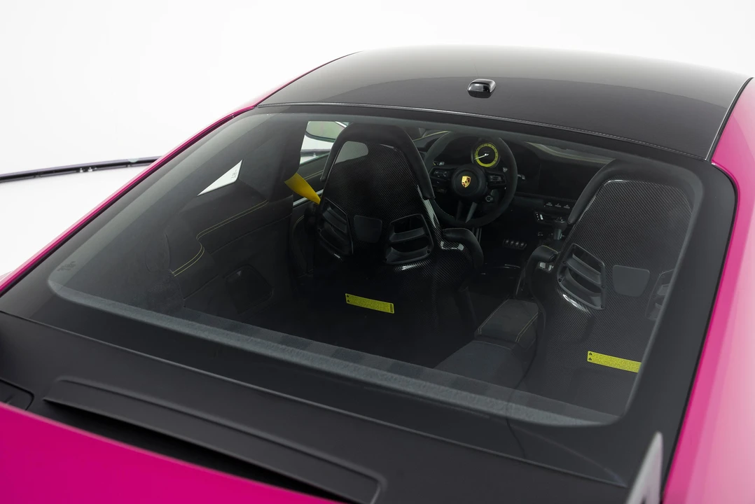 2024 Porsche 992 GT3 - Image 18 of 31