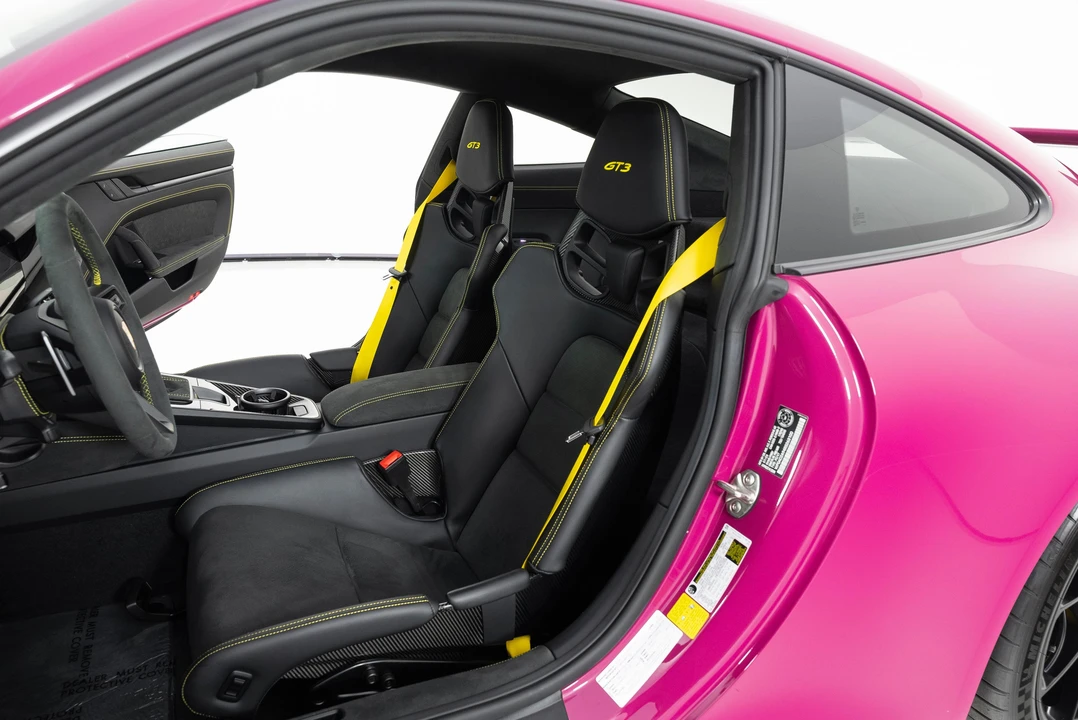 2024 Porsche 992 GT3 - Image 26 of 31