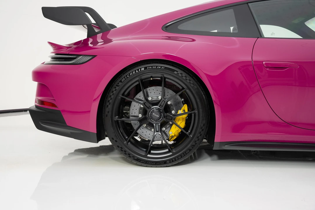 2024 Porsche 992 GT3 - Image 19 of 31