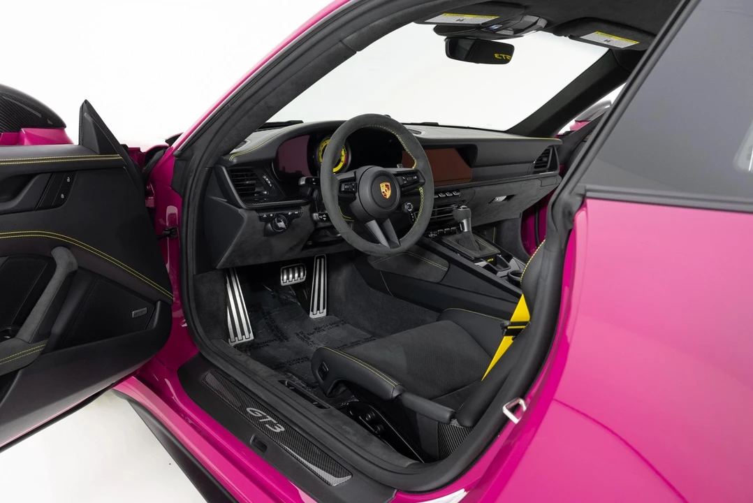 2024 Porsche 992 GT3 - Image 30 of 31