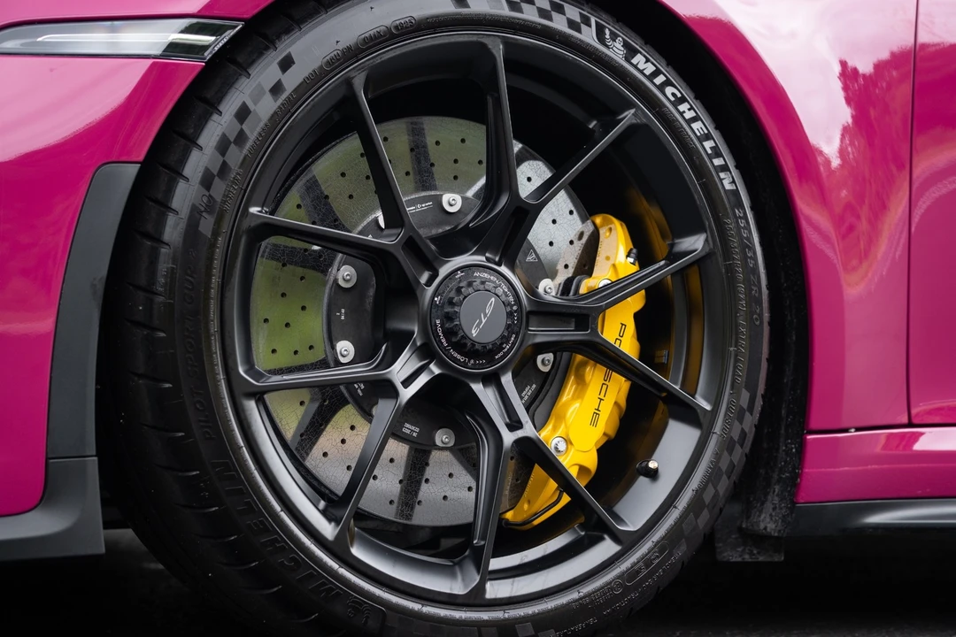 2024 Porsche 992 GT3 - Image 27 of 31