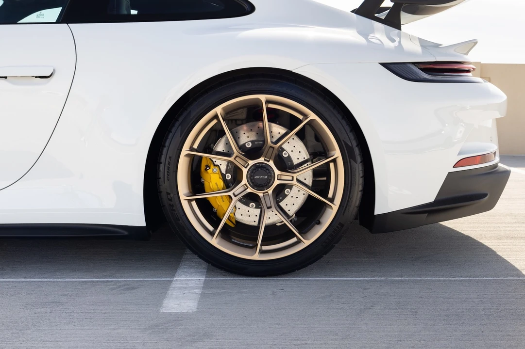 2024 Porsche 992 GT3 - Image 20 of 31