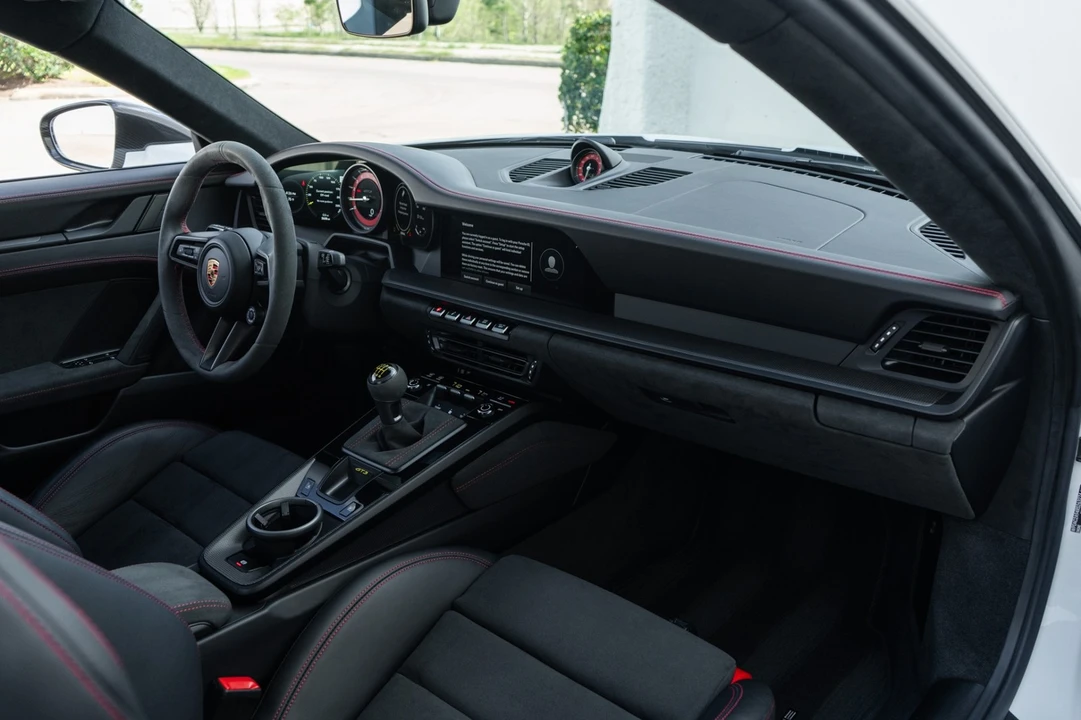 2024 Porsche 992 GT3 - Image 17 of 21