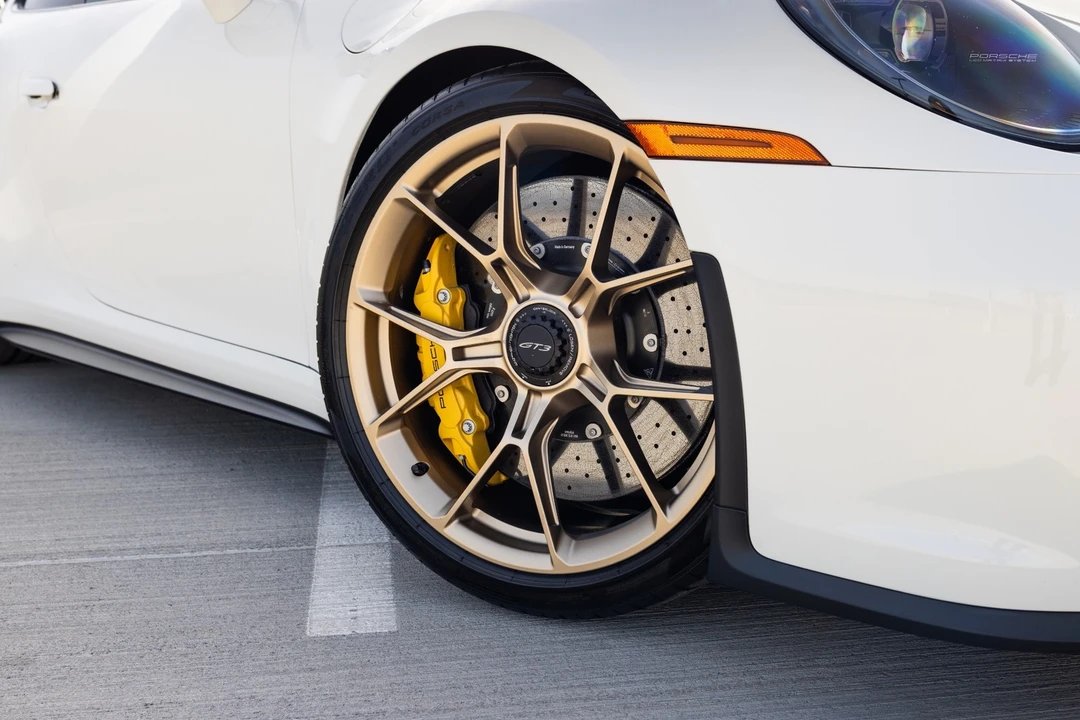 2024 Porsche 992 GT3 - Image 14 of 31