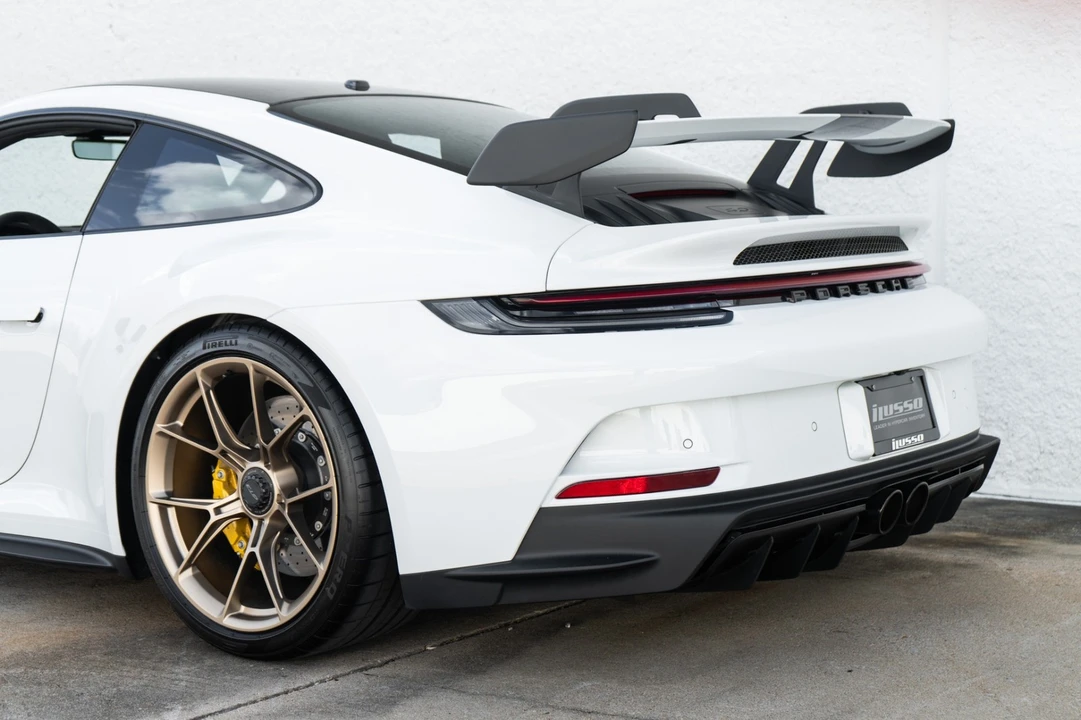 2024 Porsche 992 GT3 - Image 16 of 21