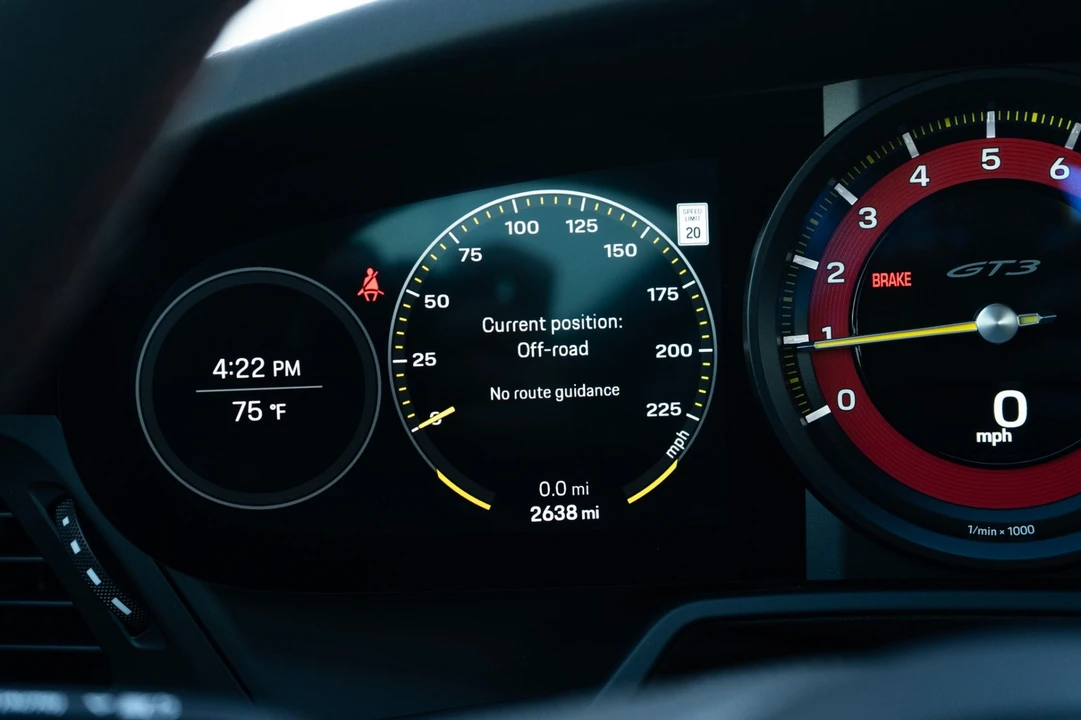 2024 Porsche 992 GT3 - Image 12 of 21